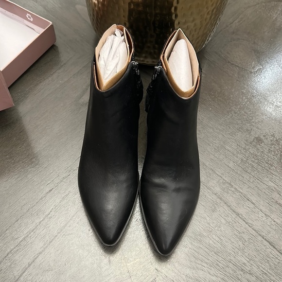 Franco Sarto Women's Spur Pointed Toe Ankle Boot - Picture 7 of 11